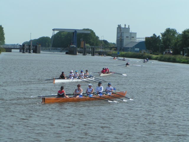 sail_tb030.jpg