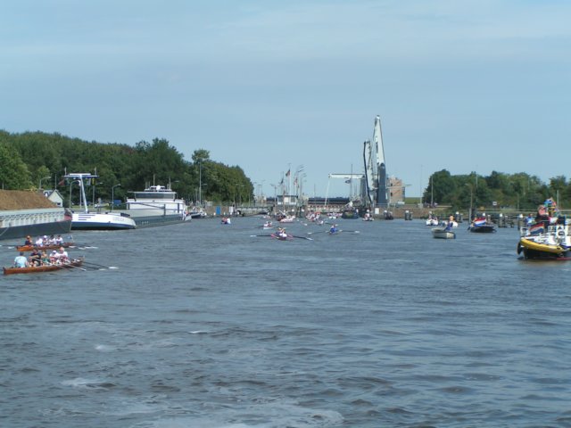 sail_tb036.jpg