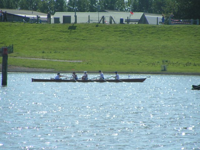 sail_tb097.jpg